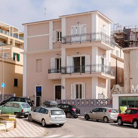 Romantic Liberty Appartamento In Villa Su Due Livelli Alghero Exterior photo