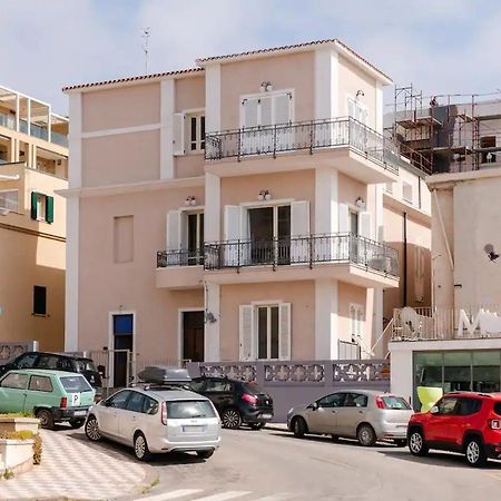 Romantic Liberty Appartamento In Villa Su Due Livelli Alghero Exterior photo