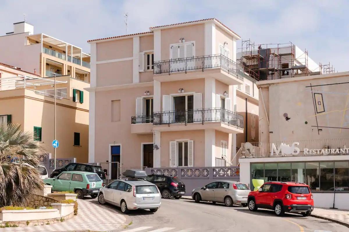 Romantic Liberty Appartamento In Villa Su Due Livelli Alghero Exterior photo